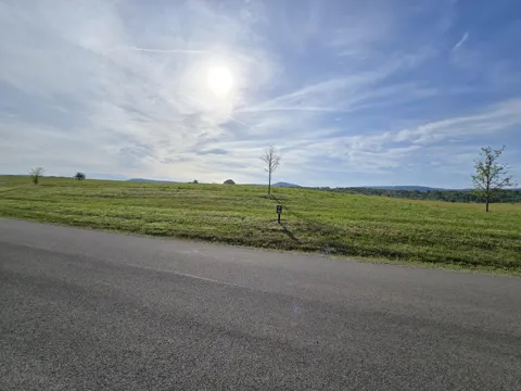 96 Farmview Way Drive
