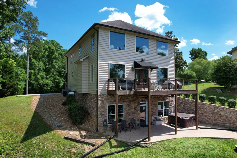 341 Russell Lane Decatur, TN 37322