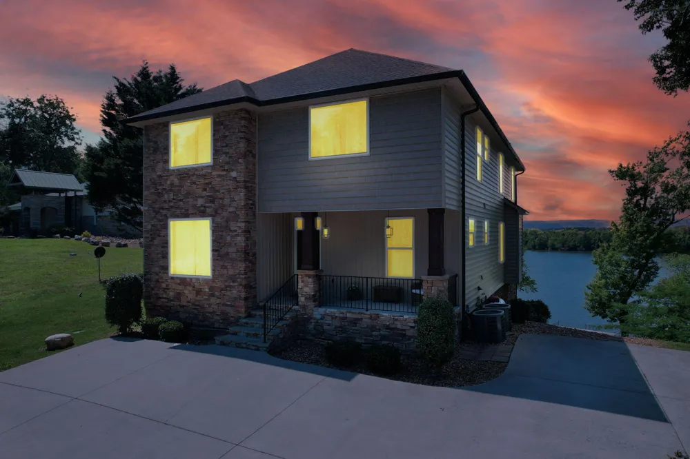 341 Russell Lane Decatur, TN 37322