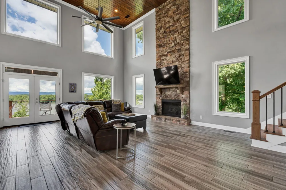 341 Russell Lane Decatur, TN 37322