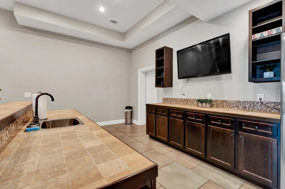341 Russell Lane Decatur, TN 37322