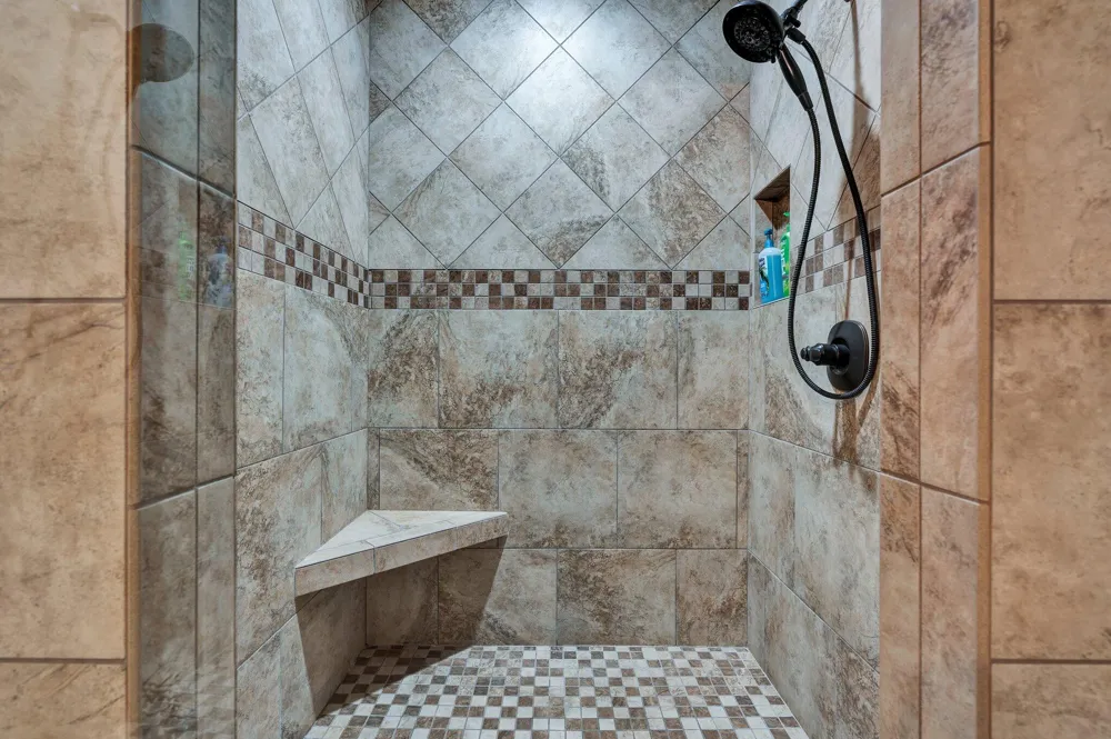341 Russell Lane Decatur, TN 37322