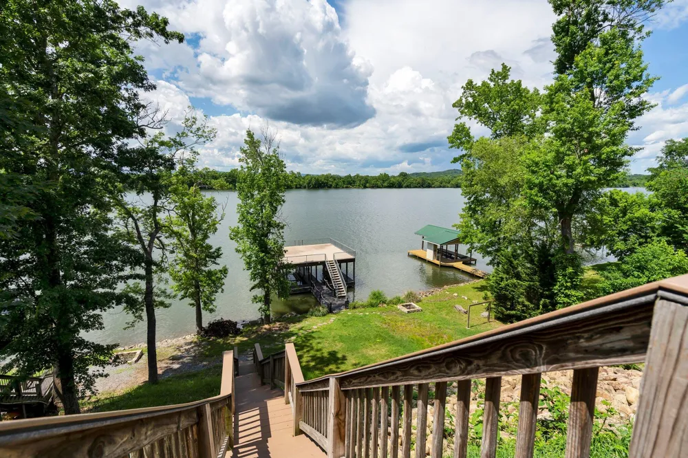 341 Russell Lane Decatur, TN 37322