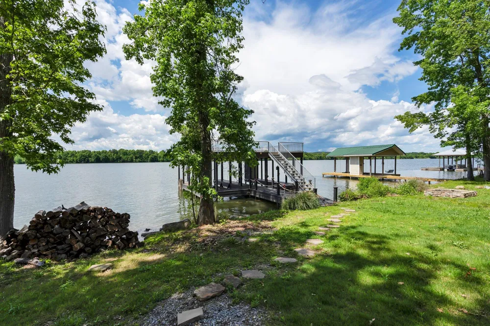 341 Russell Lane Decatur, TN 37322