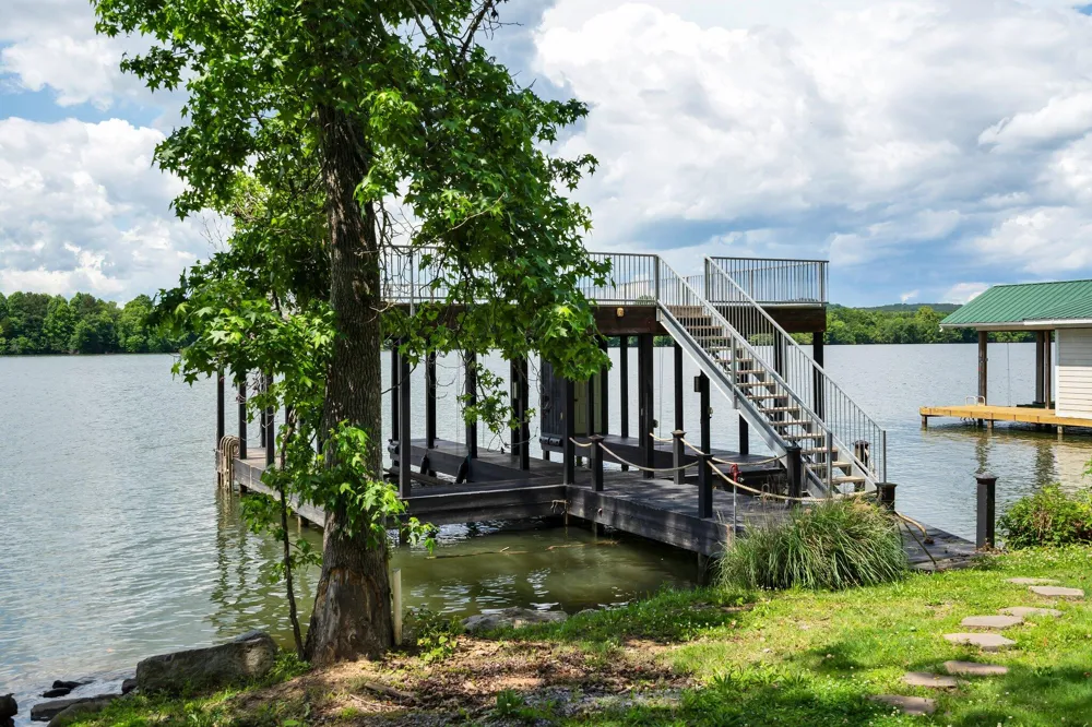 341 Russell Lane Decatur, TN 37322