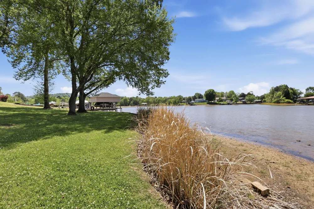 302 Windmill Lane Georgetown, TN 37336