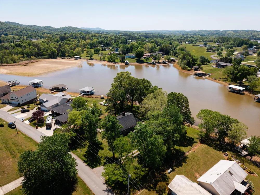 302 Windmill Lane Georgetown, TN 37336