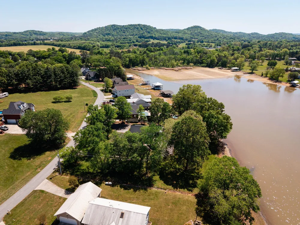 302 Windmill Lane Georgetown, TN 37336