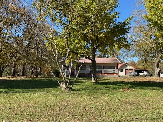 1639 Tennga Gregory Road Crandall, GA 30711