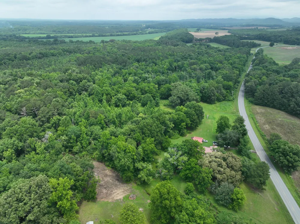 1639 Tennga Gregory Road Crandall, GA 30711