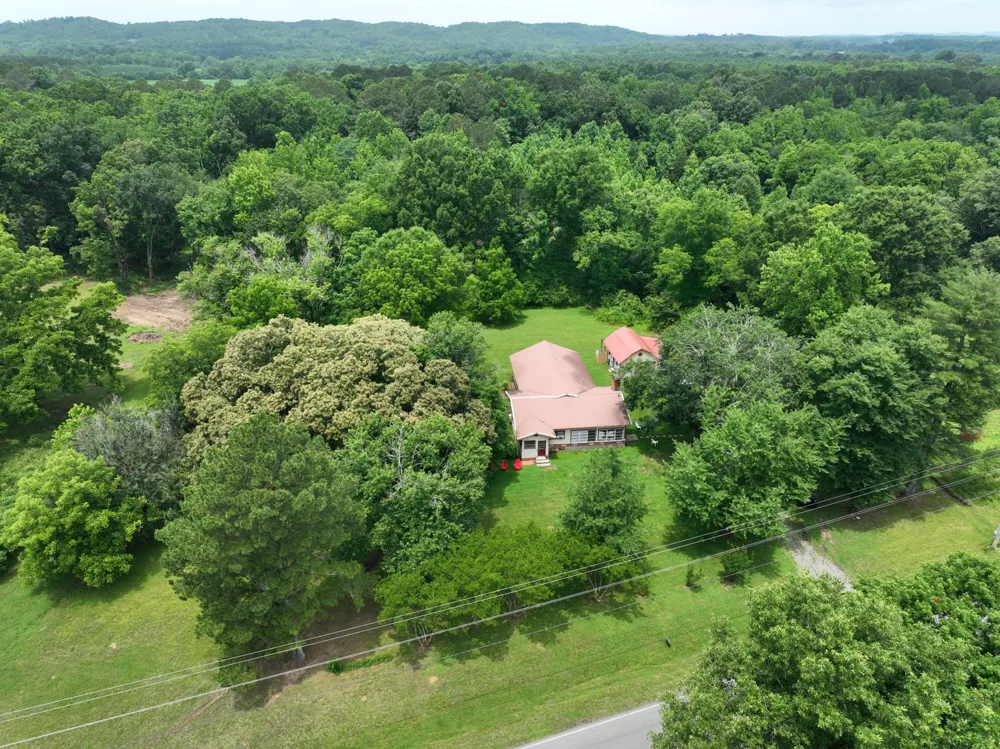 1639 Tennga Gregory Road Crandall, GA 30711
