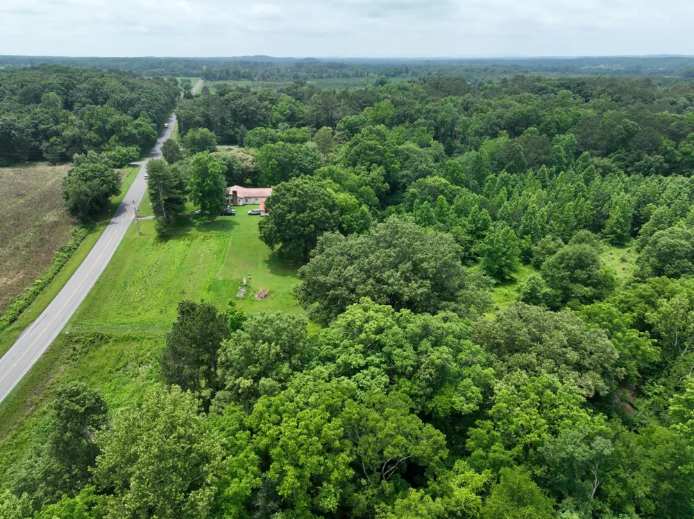 1639 Tennga Gregory Road Crandall, GA 30711