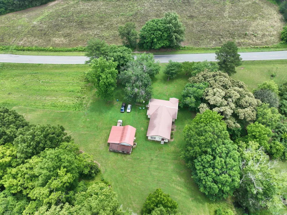 1639 Tennga Gregory Road Crandall, GA 30711