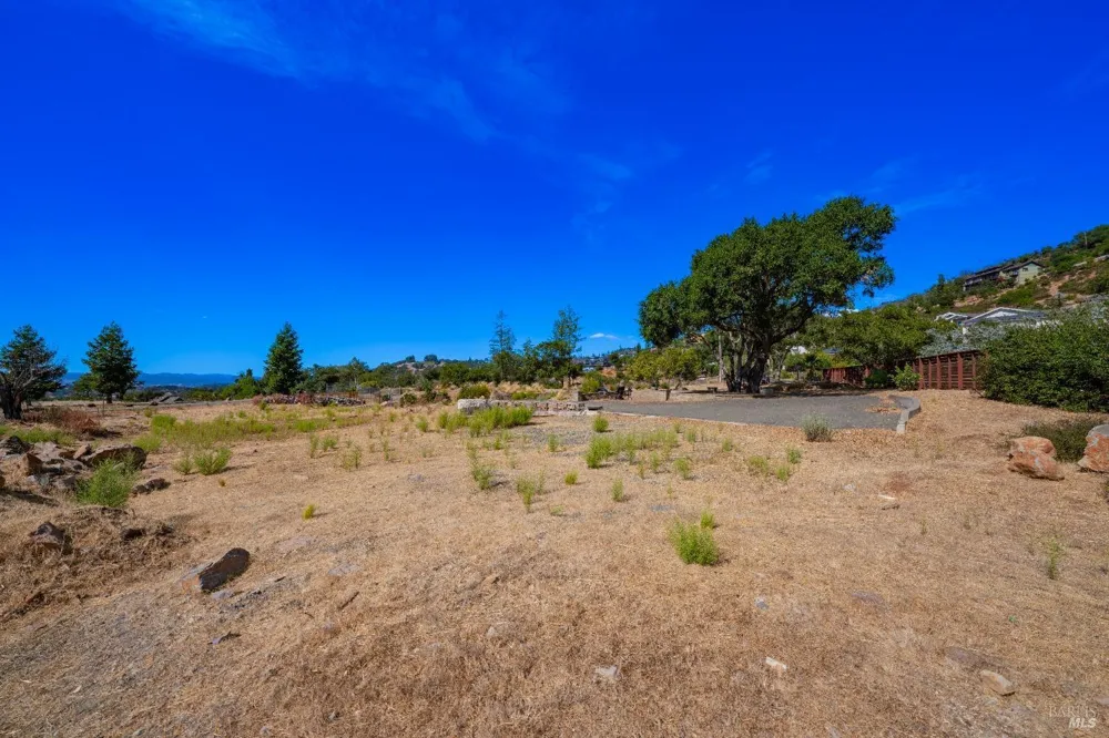 5800 Heights Road Santa Rosa, CA 95404