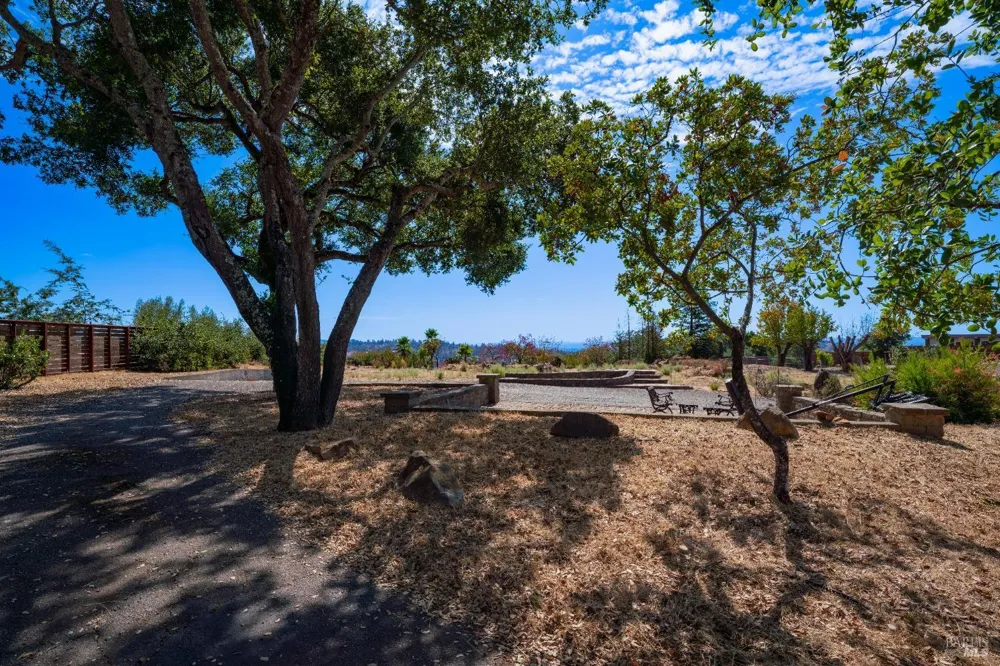 5800 Heights Road Santa Rosa, CA 95404