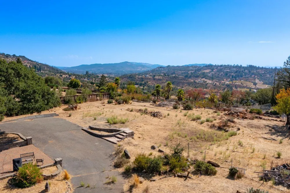 5800 Heights Road Santa Rosa, CA 95404