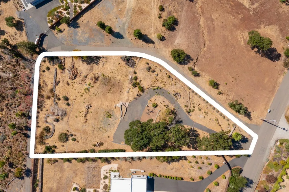 5800 Heights Road Santa Rosa, CA 95404