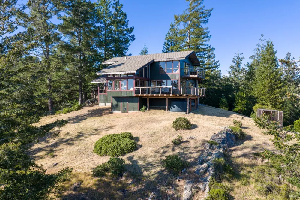 40 El Mirador Drive Nicasio, CA 94946