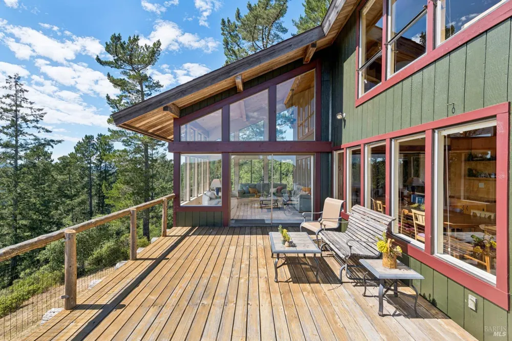 40 El Mirador Drive Nicasio, CA 94946