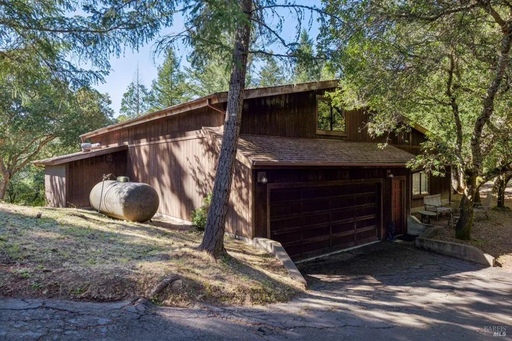 40 El Mirador Drive Nicasio, CA 94946