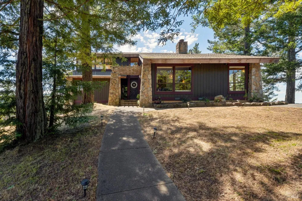 40 El Mirador Drive Nicasio, CA 94946
