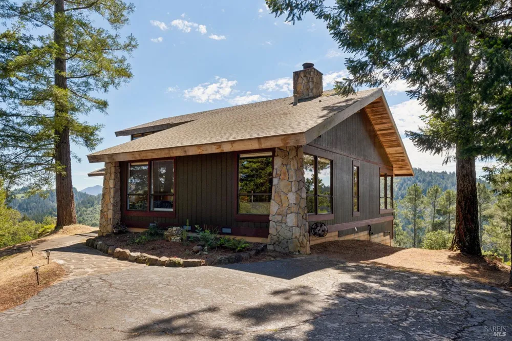 40 El Mirador Drive Nicasio, CA 94946