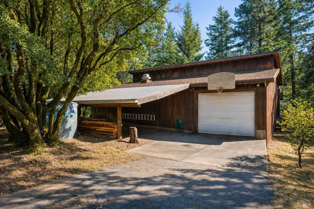 40 El Mirador Drive Nicasio, CA 94946