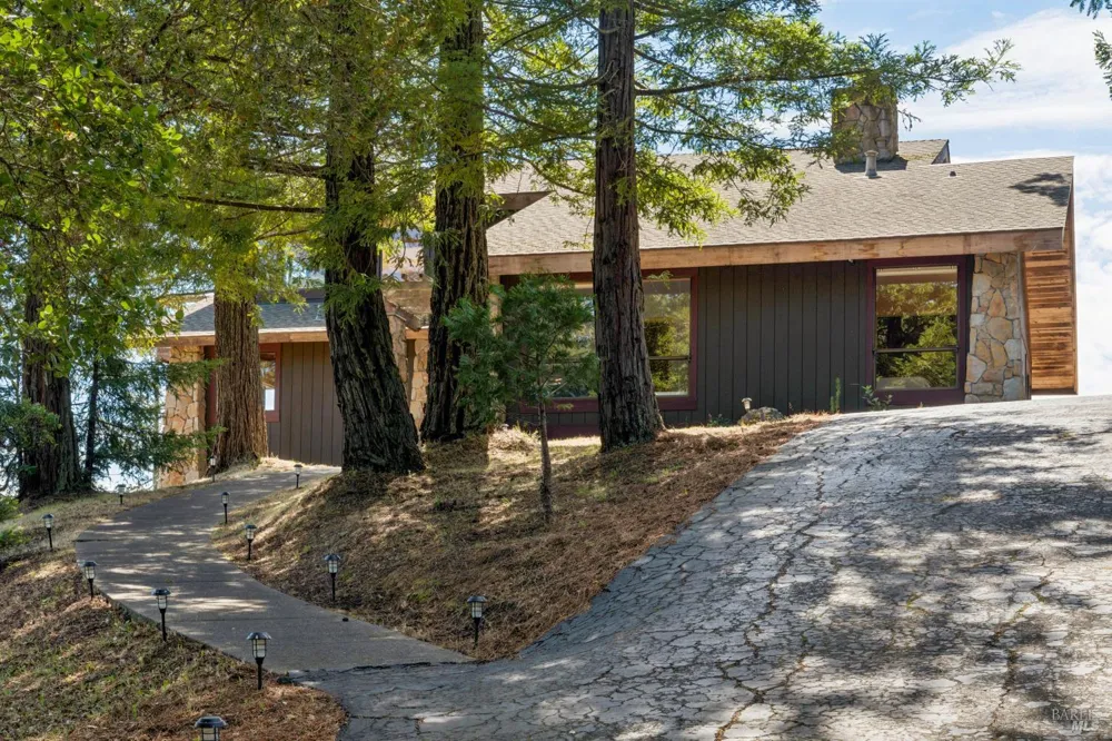 40 El Mirador Drive Nicasio, CA 94946