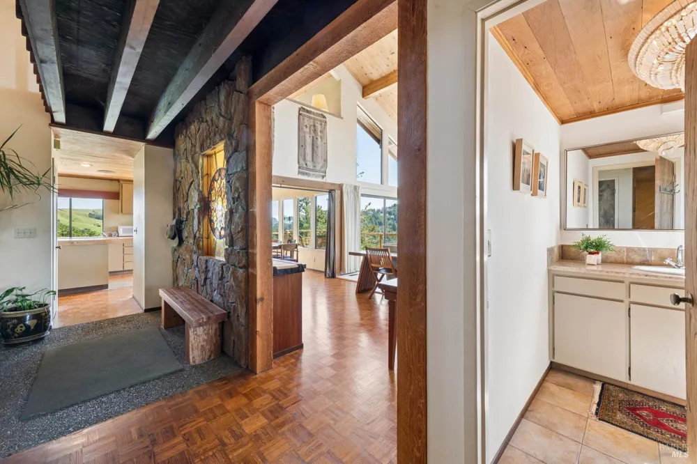40 El Mirador Drive Nicasio, CA 94946