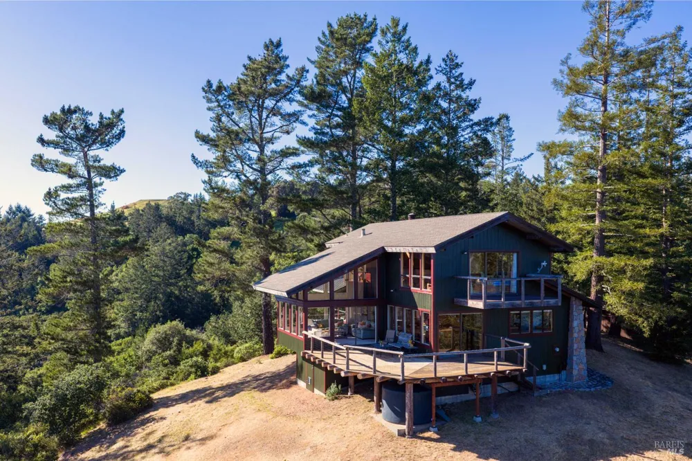 40 El Mirador Drive Nicasio, CA 94946