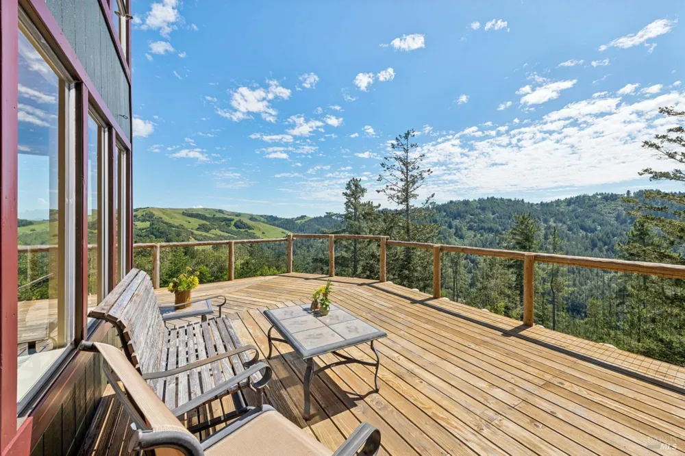 40 El Mirador Drive Nicasio, CA 94946