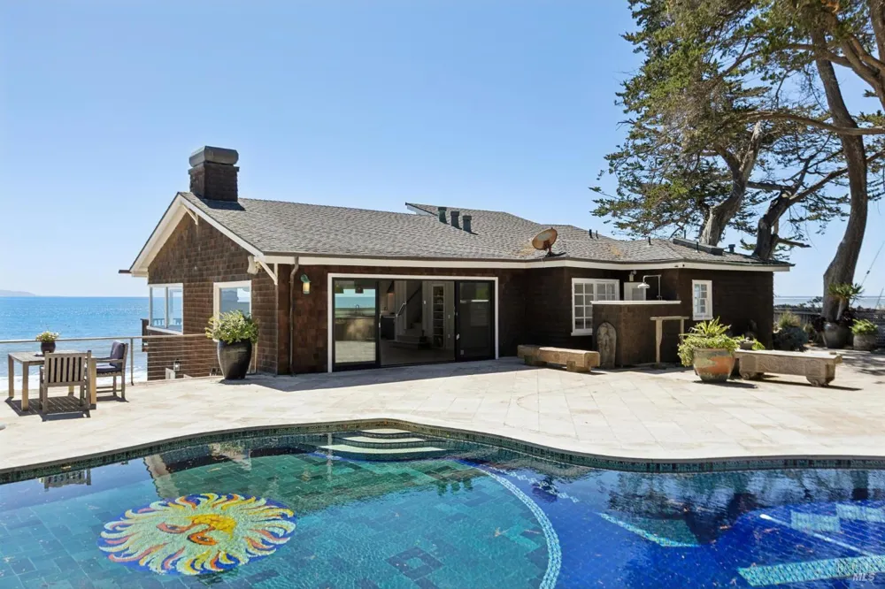 99 Brighton Avenue Bolinas, CA 94924