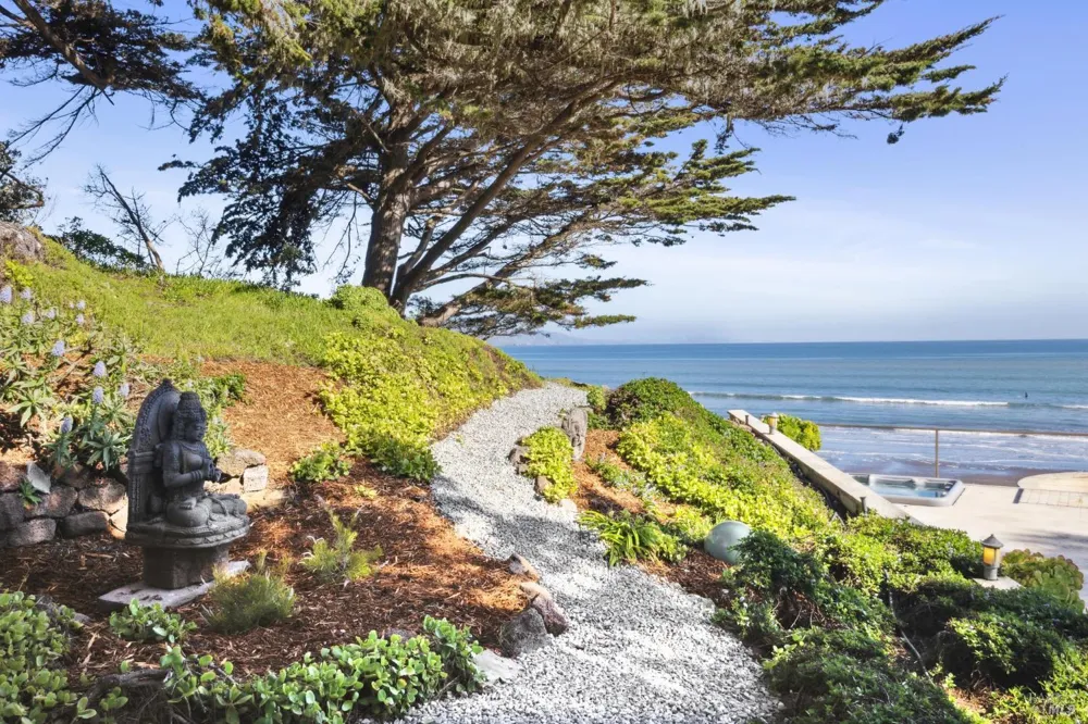 99 Brighton Avenue Bolinas, CA 94924