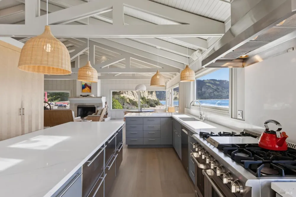 99 Brighton Avenue Bolinas, CA 94924