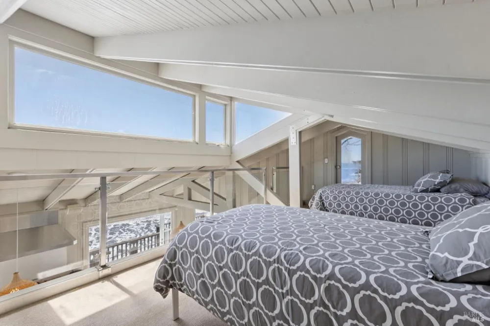 99 Brighton Avenue Bolinas, CA 94924
