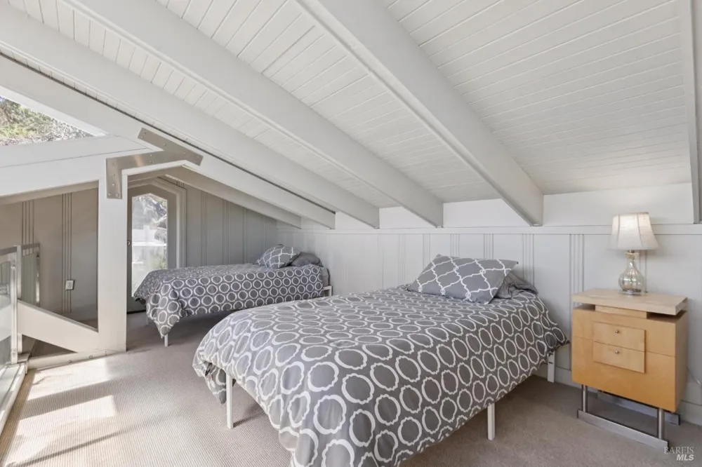 99 Brighton Avenue Bolinas, CA 94924