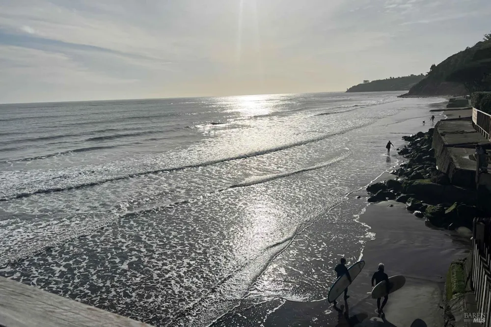 99 Brighton Avenue Bolinas, CA 94924