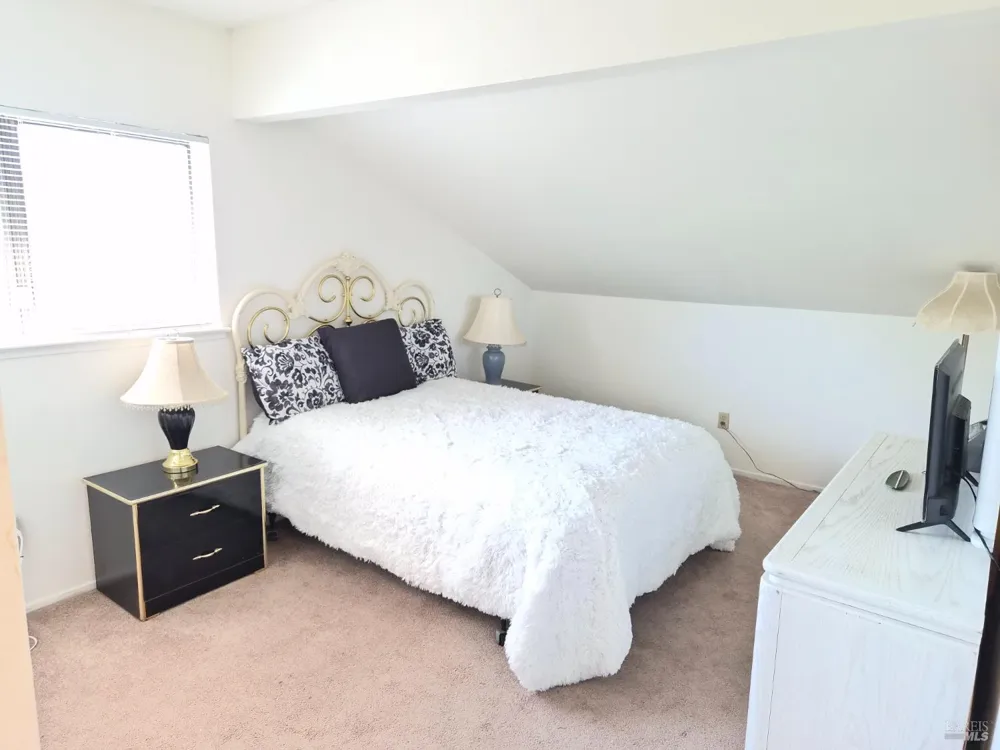 1109 Canary Drive Suisun City, CA 94585