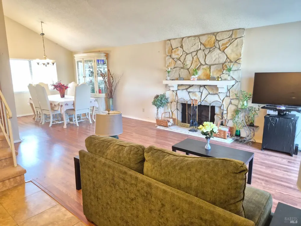1109 Canary Drive Suisun City, CA 94585