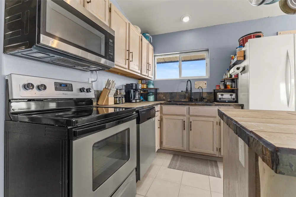 151 JCR 26 Walden, CO 80430