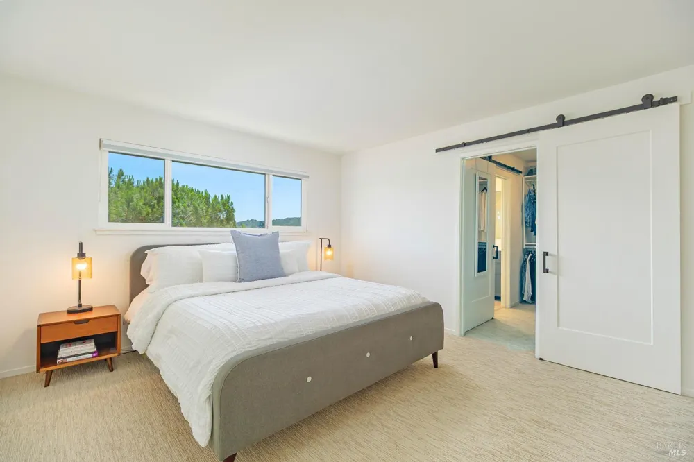 175 Upper Via Casitas Way ##2 Greenbrae, CA 94904