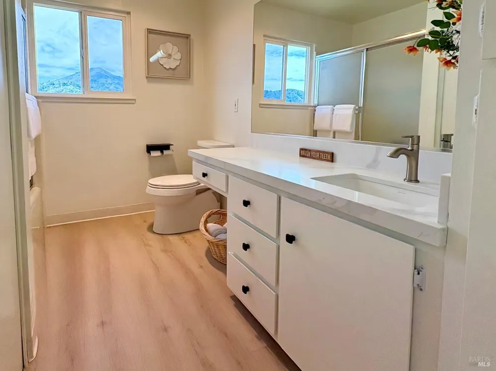 175 Upper Via Casitas Way ##2 Greenbrae, CA 94904