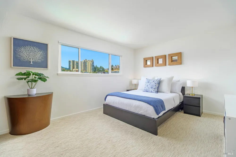 175 Upper Via Casitas Way ##2 Greenbrae, CA 94904