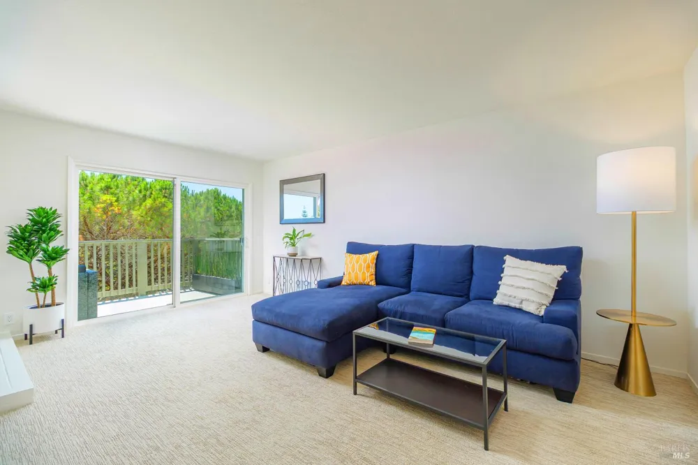 175 Upper Via Casitas Way ##2 Greenbrae, CA 94904
