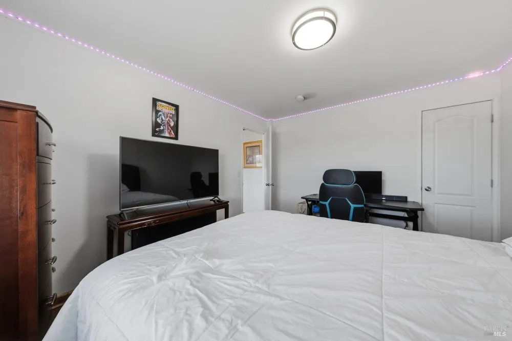 2195 Stone Drive Lakeport, CA 95453