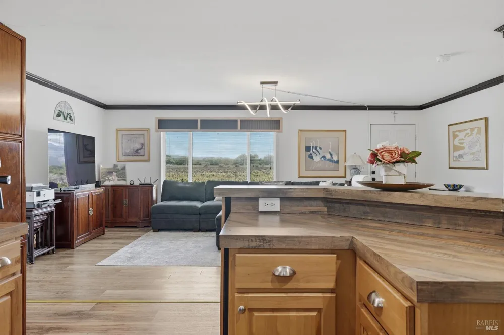 2195 Stone Drive Lakeport, CA 95453