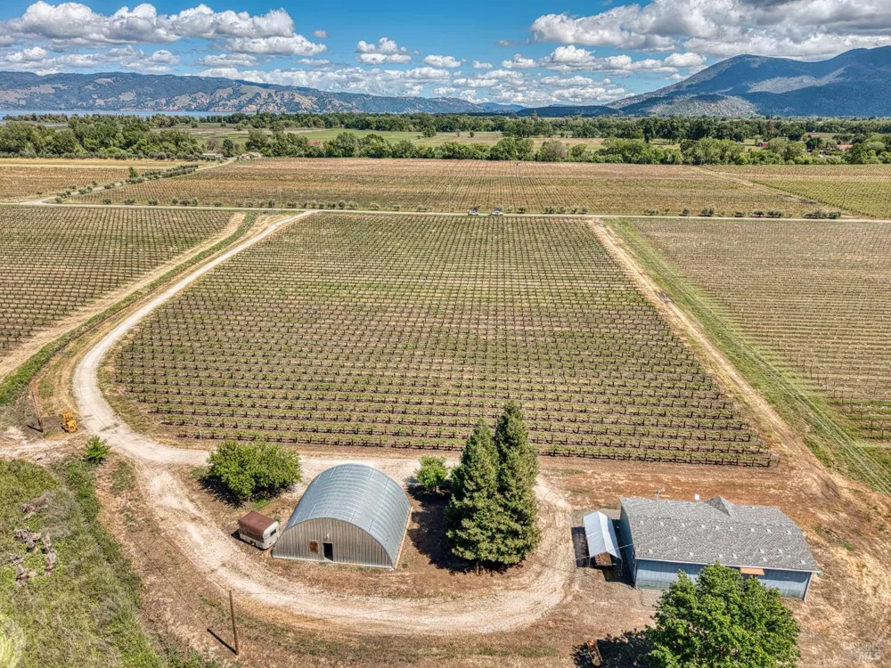 2195 Stone Drive Lakeport, CA 95453