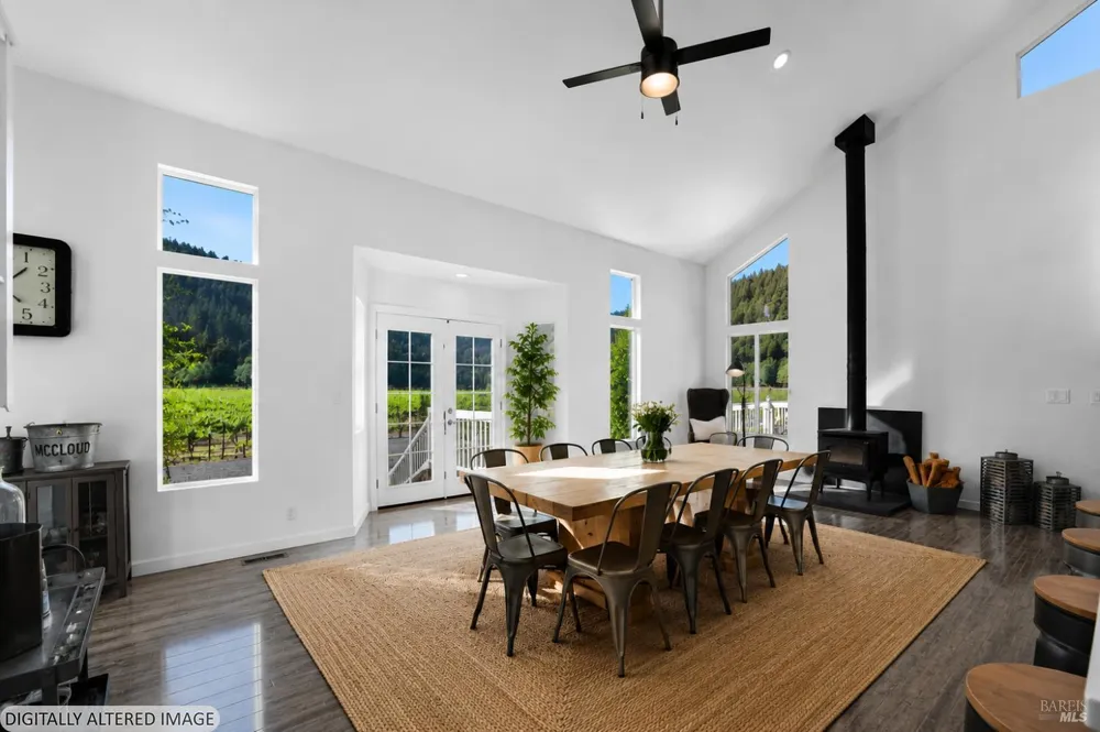 16530 Laughlin Road Guerneville, CA 95446