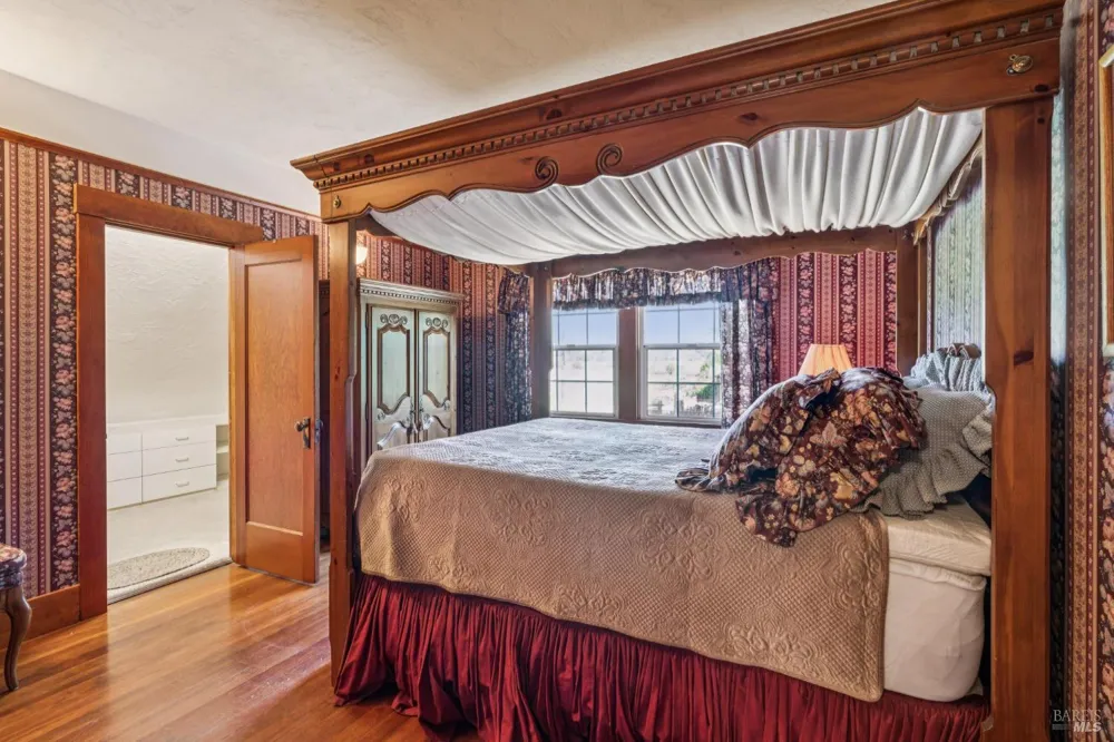 3260 State Highway 128 Calistoga, CA 94515