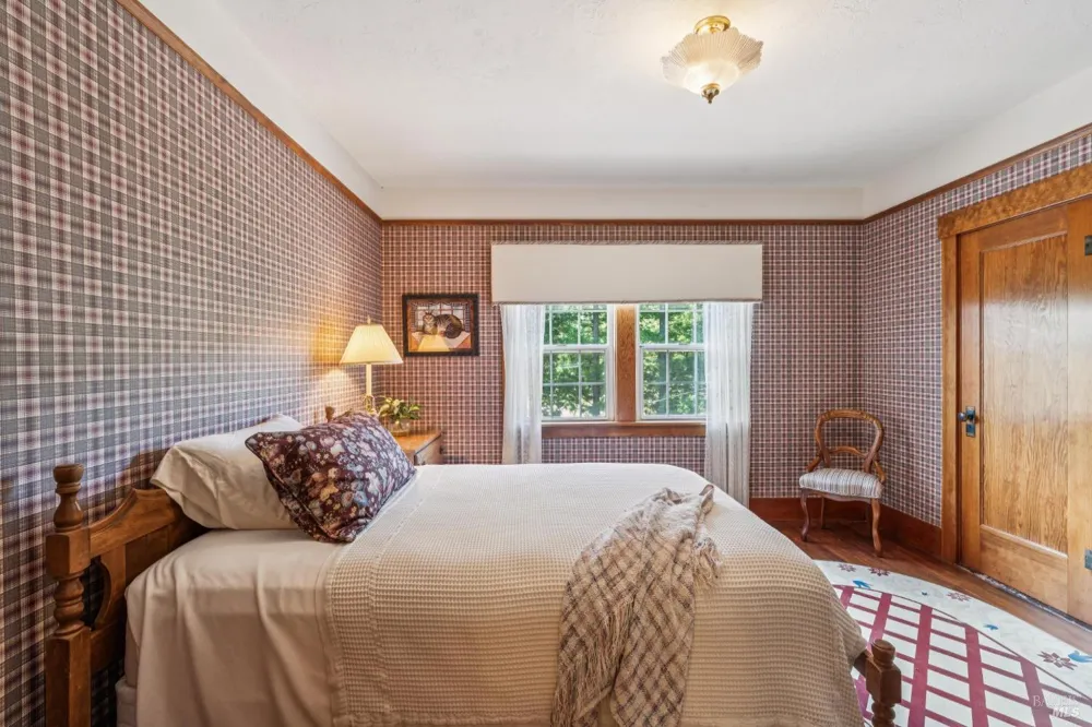 3260 State Highway 128 Calistoga, CA 94515